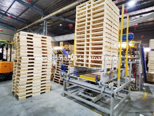 Máquina automática de ensamblaje de paletas de fibra EURO bloque de aserrín de paletas máquina de clavado de paletas EURO máquina de clavado de paletas de madera