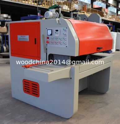 Máquina de corte de madera con máquina de corte de madera CNC