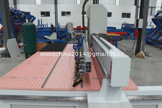 Tamaños personalizados 600 por 2400mm Panel de pared Absorción de sonido Panel acústico Nailing Machine para la venta