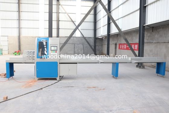 China Alta precisión automática CNC hidráulica de madera para cortar palé de la máquina de sierra para aserradero