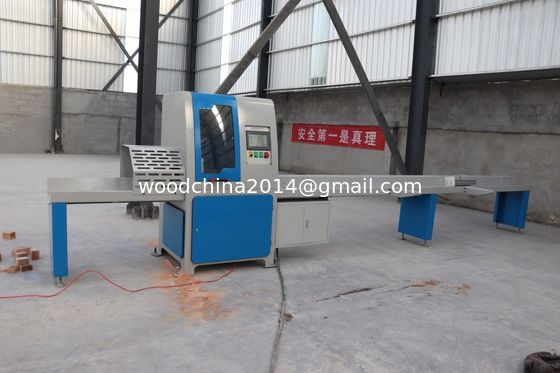 China Alta precisión automática CNC hidráulica de madera para cortar palé de la máquina de sierra para aserradero
