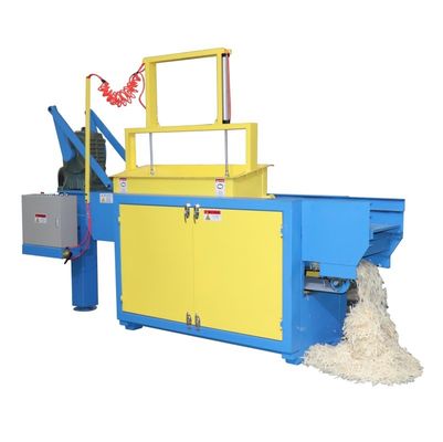 Molino de aserradura de madera Máquina de astillamiento de madera Máquina de afeitar madera para animales/caballo/pollo